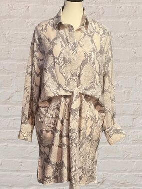 H&m- neutral snakeskin print crepe fabric button down tie front tunic/mini dress